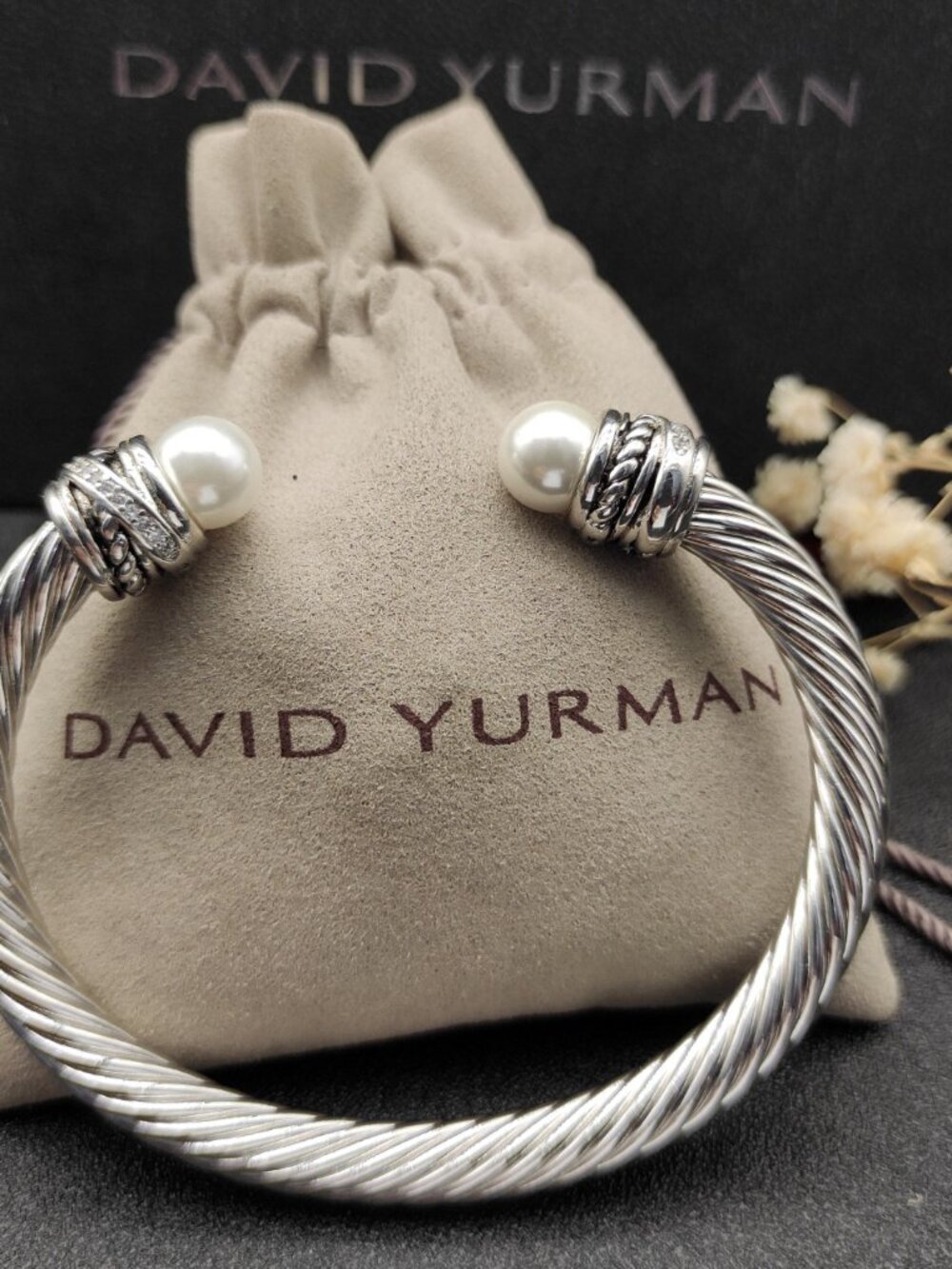 David Yurman 7mm rotating pearl bracelet - Picture 2 of 7
